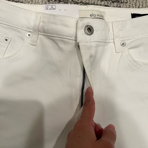 Ella Moss High Rise Slim Straight Ankle White Jeans - Picture 4 of 10
